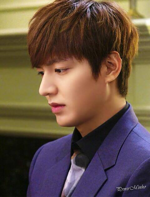 "<a href="/jsa9198/">젊은여우</a>: 이쁜 탄이다~
#이민호 #강남1970 #Songforyou
<a href="/Minoz_Jakarta/">Minoz Jakarta</a> #LeeMinHo "♡