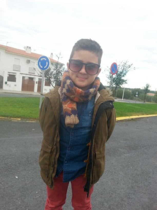 pastorilc's tweet photo. No se puede ser mas wapo...ole mi gitanito tkm!! http://t.co/5XultYZ56b