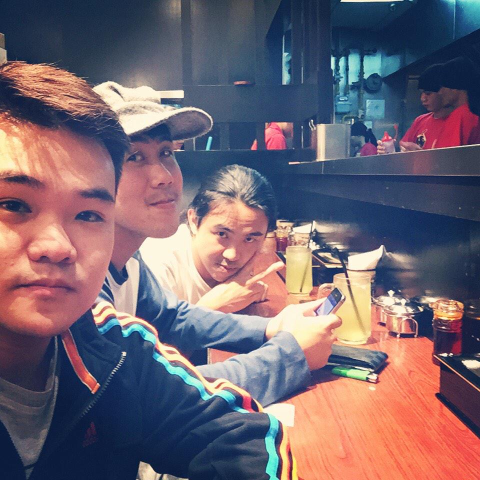 reubenkang's tweet photo. Makan therapy. Comfort food. @JaredLe3 @mistergermani #yologo http://t.co/chYdTDG4jO