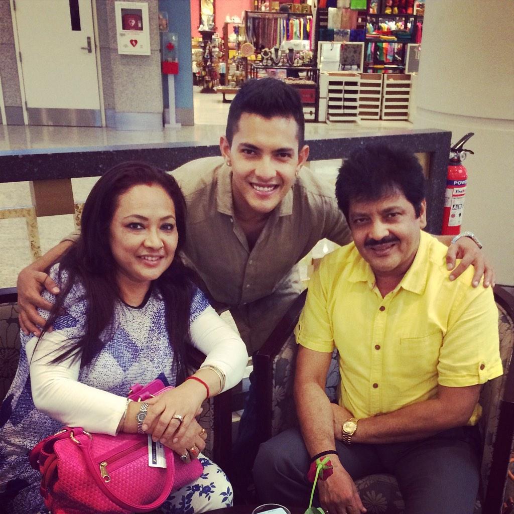 He Is The Most Best & My Favorite Singer!
His Voice Brings Magic In Movies!
HAPPY BIRTHDAY UDIT NARAYAN ! ! ! 