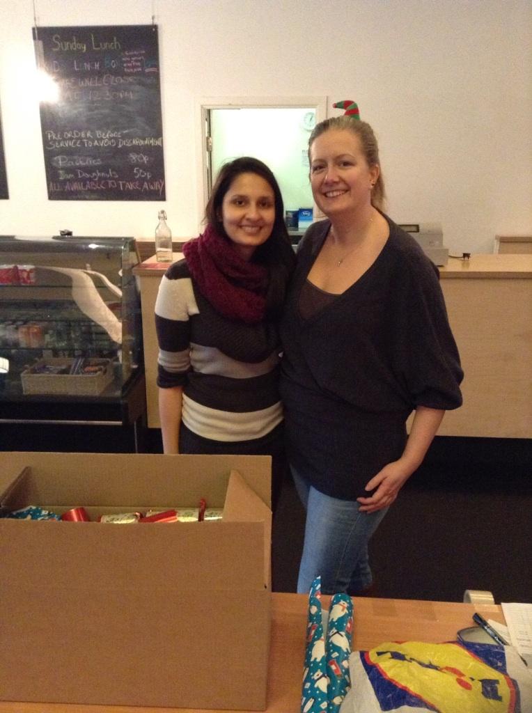 JudithRose85's tweet photo. Sandra's little helpers #christmas hampers #destiny angels @DestinyAngelsEd http://t.co/1dD8yDXcDX