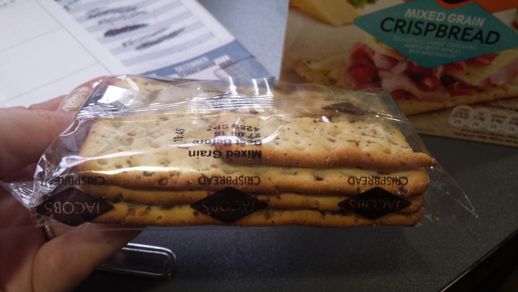 EleF88's tweet photo. @JacobsSnacks these are rather yummy, however im not sure this counts as 4 in a pack? http://t.co/b1Pm3XRBTK