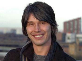 FunBrianCox's tweet photo. hello, my name is Brian Cox; this is the face I use to attract many attractive people, it works, sometimes. http://t.co/2CKyeRcvKv