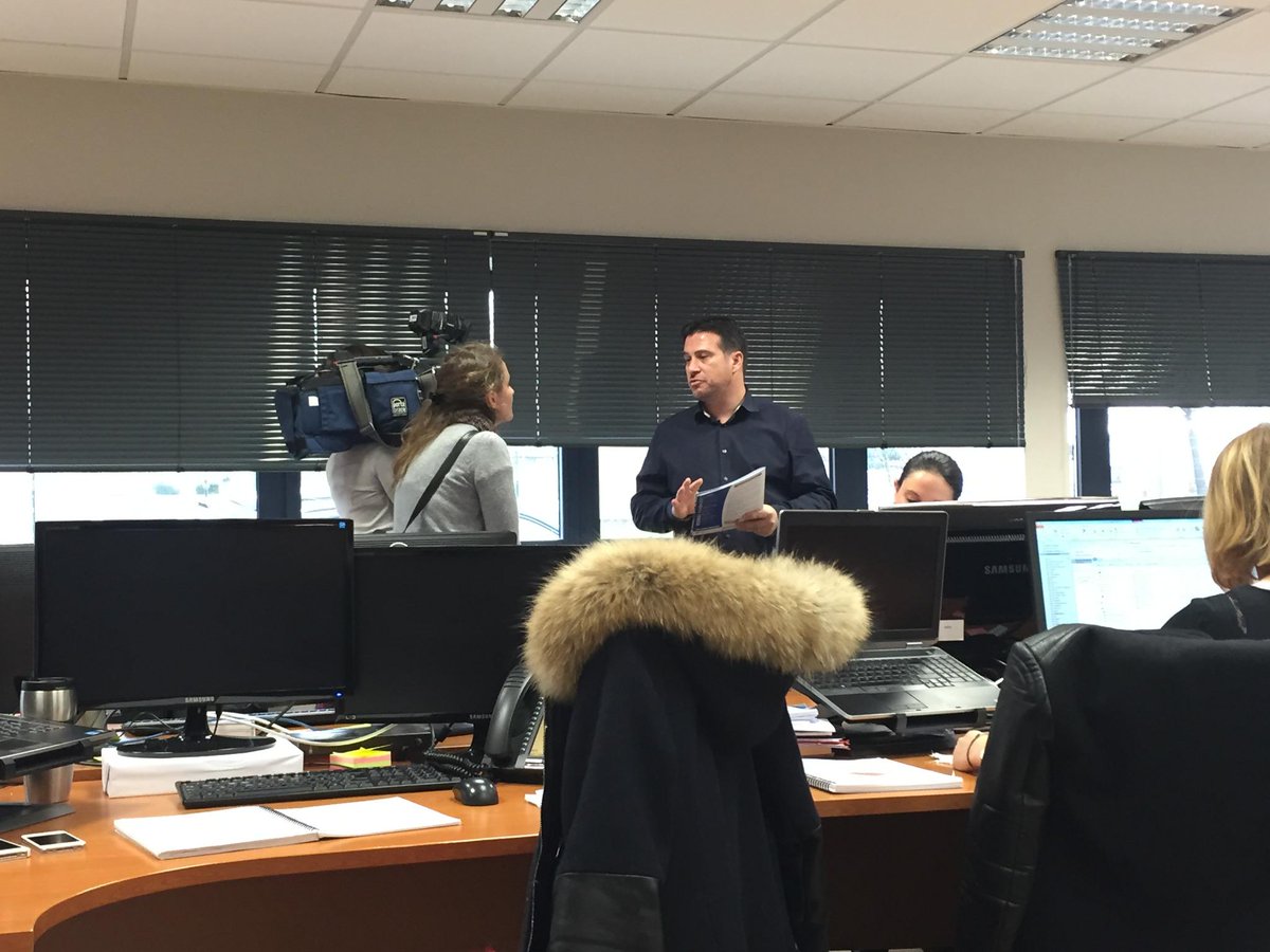 GroupeRhinos's tweet photo. Interviews et tournage de @France2tv dans les locaux de @GroupeRhinos http://t.co/s9Rm8XJacP
