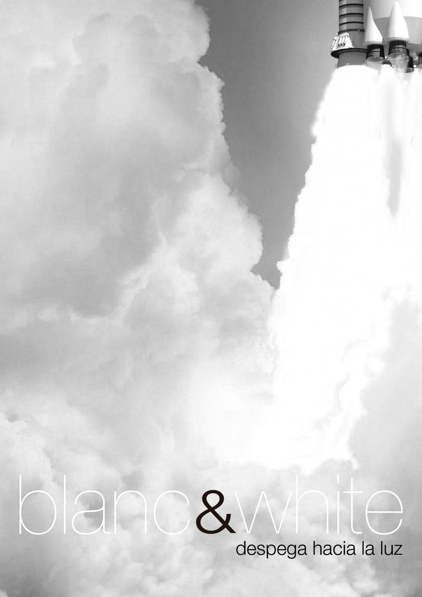 Despegamos en la redes sociales. Ven con nosotros. Ven hacia la luz.
#blancandwhite #venhacialaluz #candelallama