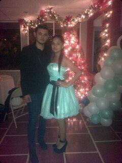 riv_mart's tweet photo. Con mi hermosa Prima!!!! http://t.co/GWosdImxX6