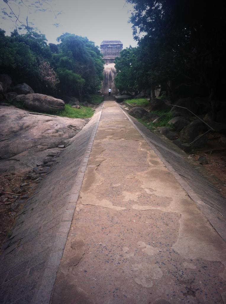NotThatIndia's tweet photo. Exploring Mamallapuram! We'll get back to you next from Hyderabad on the 4th after a 14 hour train ride... woohoo! http://t.co/Kga5LuKFKl