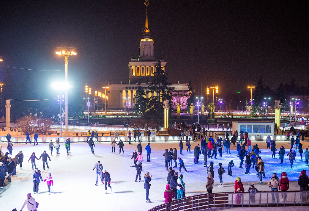 Как вы оцениваете организацию катка на ВДНХ? #соцмос #Москва #социология #столица #москвичи #каток #ВДНХ