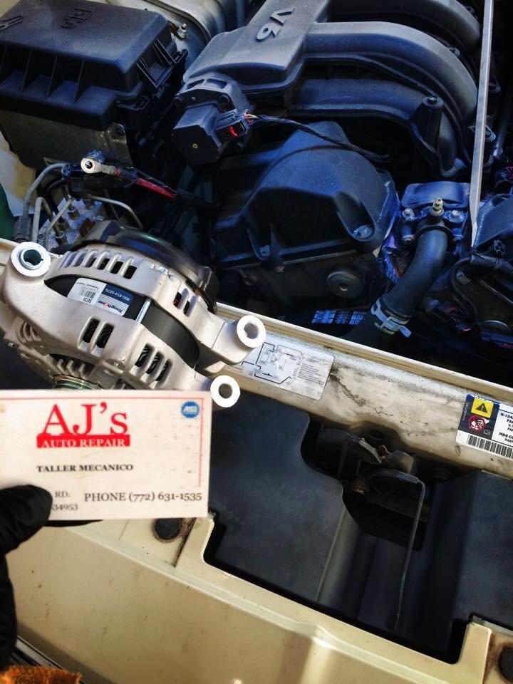 stephchurion's tweet photo. Welcome December!! Let's get another car fix at #Ajsautorepair #portsaintluciefl #carrepair best #mechanicshop ! http://t.co/hed23V56oJ