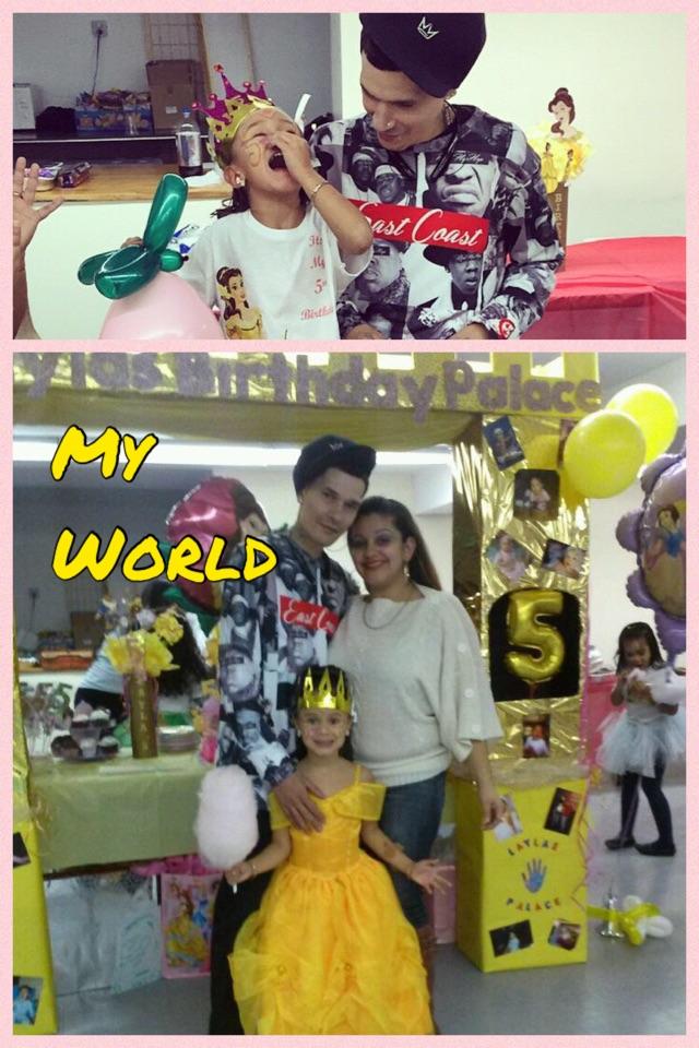hova69's tweet photo. My World  http://t.co/ps6vq2iA0m http://t.co/MwTwAoggJt