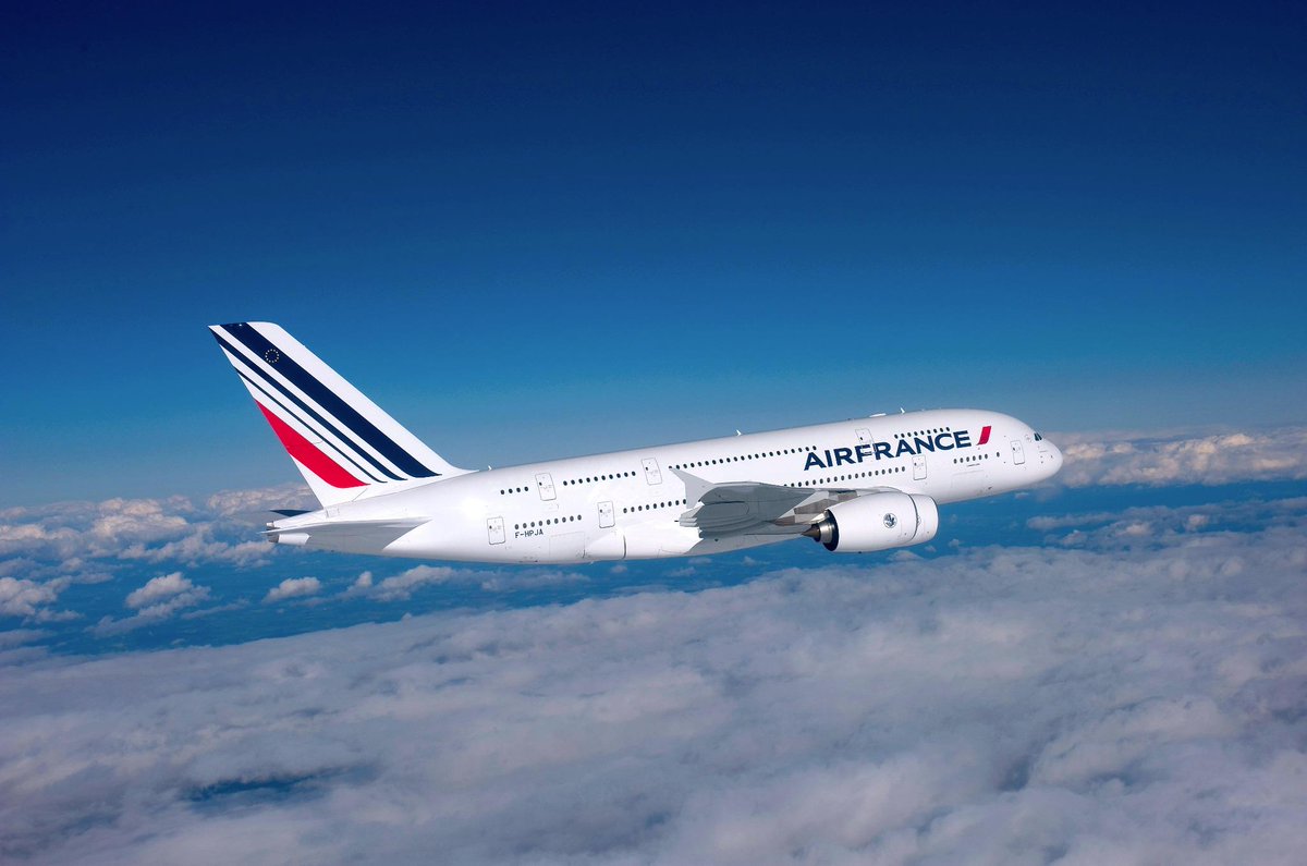 Bienvenue to MiamiAirport, @Airfrance A380! We can't wait for your arrival! 