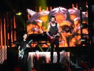 Happy Birthday to one of the greatest guitarist out there, Brad Delson   