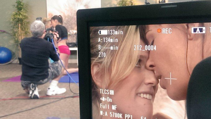 Lesbian yoga http://t.co/tzOAtdsjyN<a href="/tag/fan"class="tags"><span>#fan</span></a>