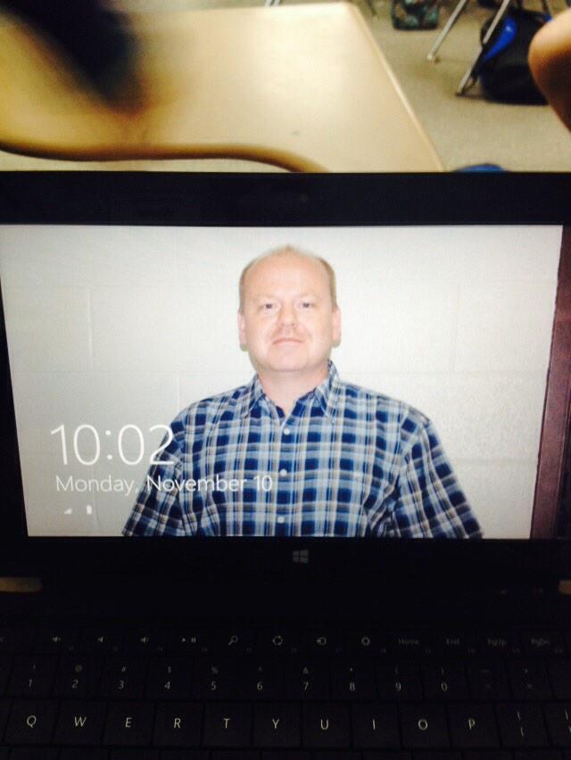 NPitbull2's tweet photo. Mi amigo es el profesor favorito en todo de escuela! Señor Jamie estamos mirando tú! #americar #HA #bruh http://t.co/gJWiW5HWxO