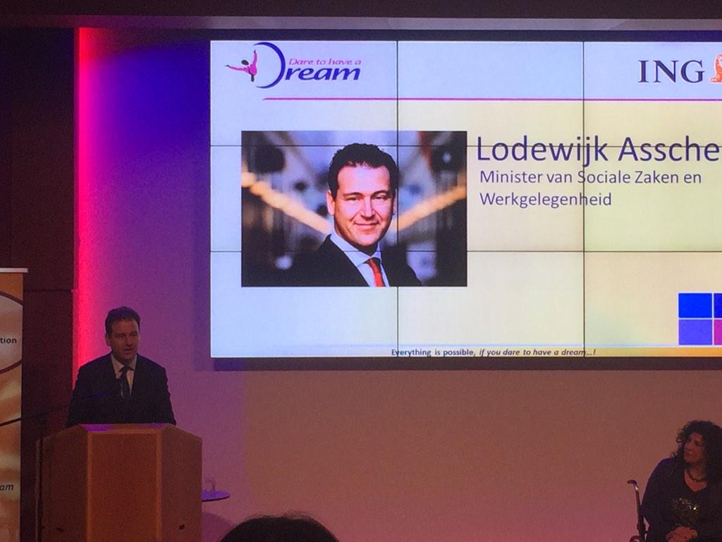 MonoDeco's tweet image. Minister van Sociale Zaken en Werkgelegenheid Lodewijk Asscher; Keynote speaker bij de Dutch Dream Foundation Award.