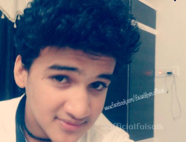 _MaharanaPratap's tweet photo. MISSING #PRAPHOOL???????? same here....request @Maharanapratap0 to introduce new #PHOOL soon...... http://t.co/i3RiDGVwsV