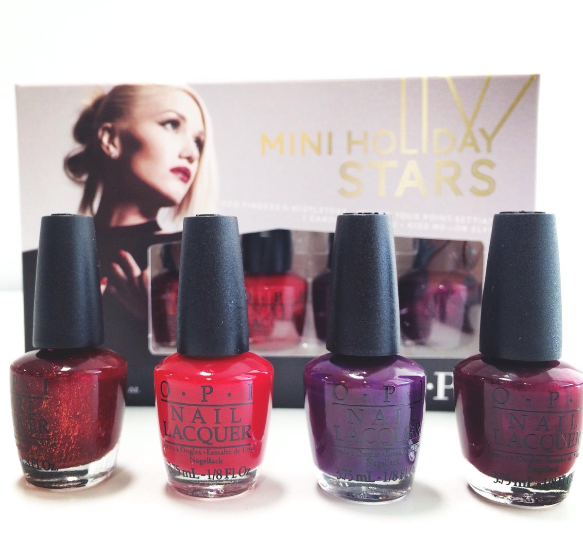 OPINAILSUK's tweet image. Bigger isn't always better - just look at these mini lacquers. Available at @johnlewisretail bit.ly/1pHn9Ht