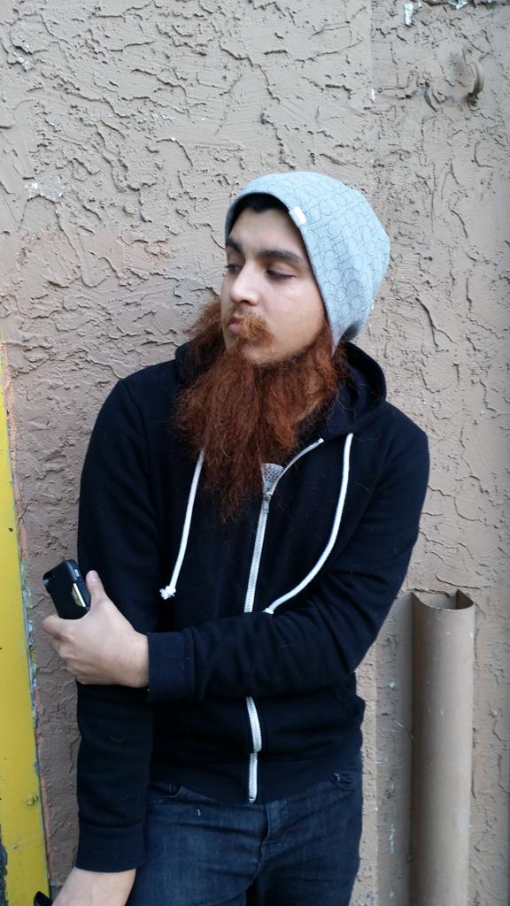 The ultimate hipster. #beardtransplant <a href="/AndrewIntern/">Idk</a> #KCS