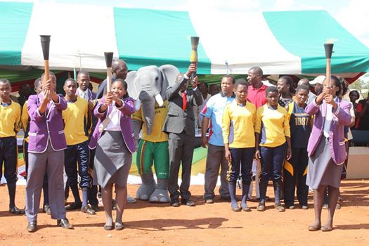 region5games's tweet photo. Tomorrow the torch is @ Bulawayo Central, Belleuve Spar (Choppies). The Mbizo, Emgawani Secondary School Torch Relay: http://t.co/rRcfP0OCPg