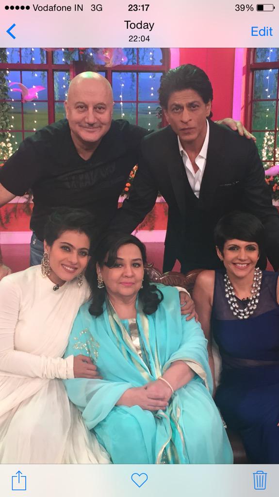AnupamPKher's tweet photo. All of us Missed Yash ji & Amrish Puri ji very badly during the shoot of @CNWKOfficial. #ThousandweeksofDDLJ http://t.co/aswDlw44qJ