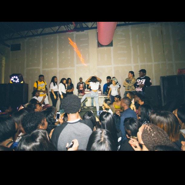 WholeLottaLeek's tweet photo. My fav part of #FallFest2014 😆😈😍 Twerk Contest! http://t.co/7aFHXD8E75