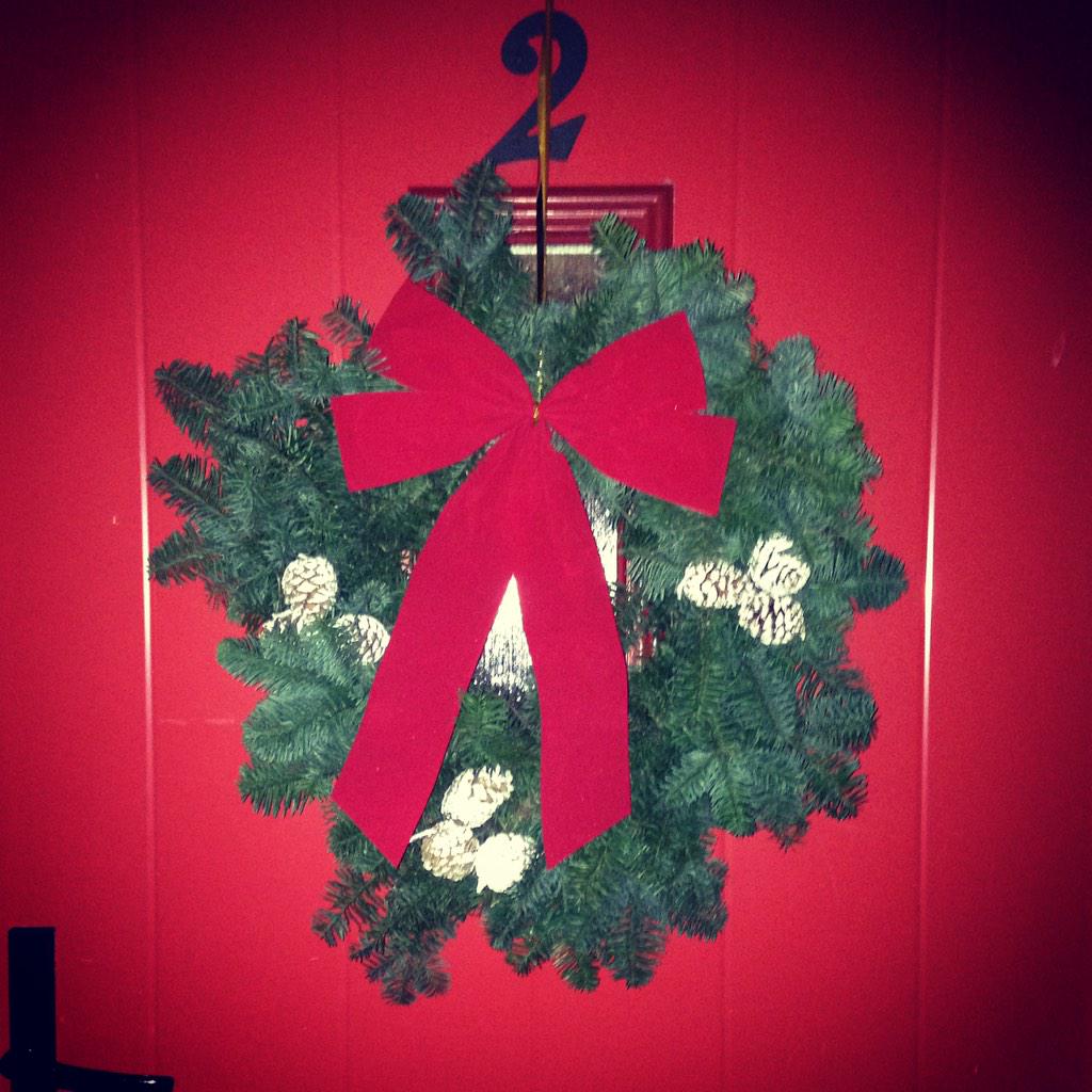 gengenrr's tweet image. Christmas has arrived at Holly Court 🎄