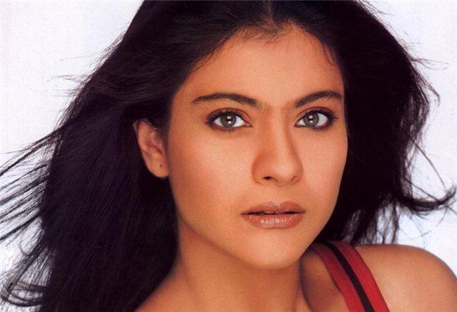 VanesaviVanessa's tweet photo. @KajolAtUN @iamsrk #sexyKajol #Kajol #srkajol #SRKajolFans #1000weksOFDDLJ #ThousandweeksofDDLJ #QueenKajol http://t.co/uHdSnKwuac