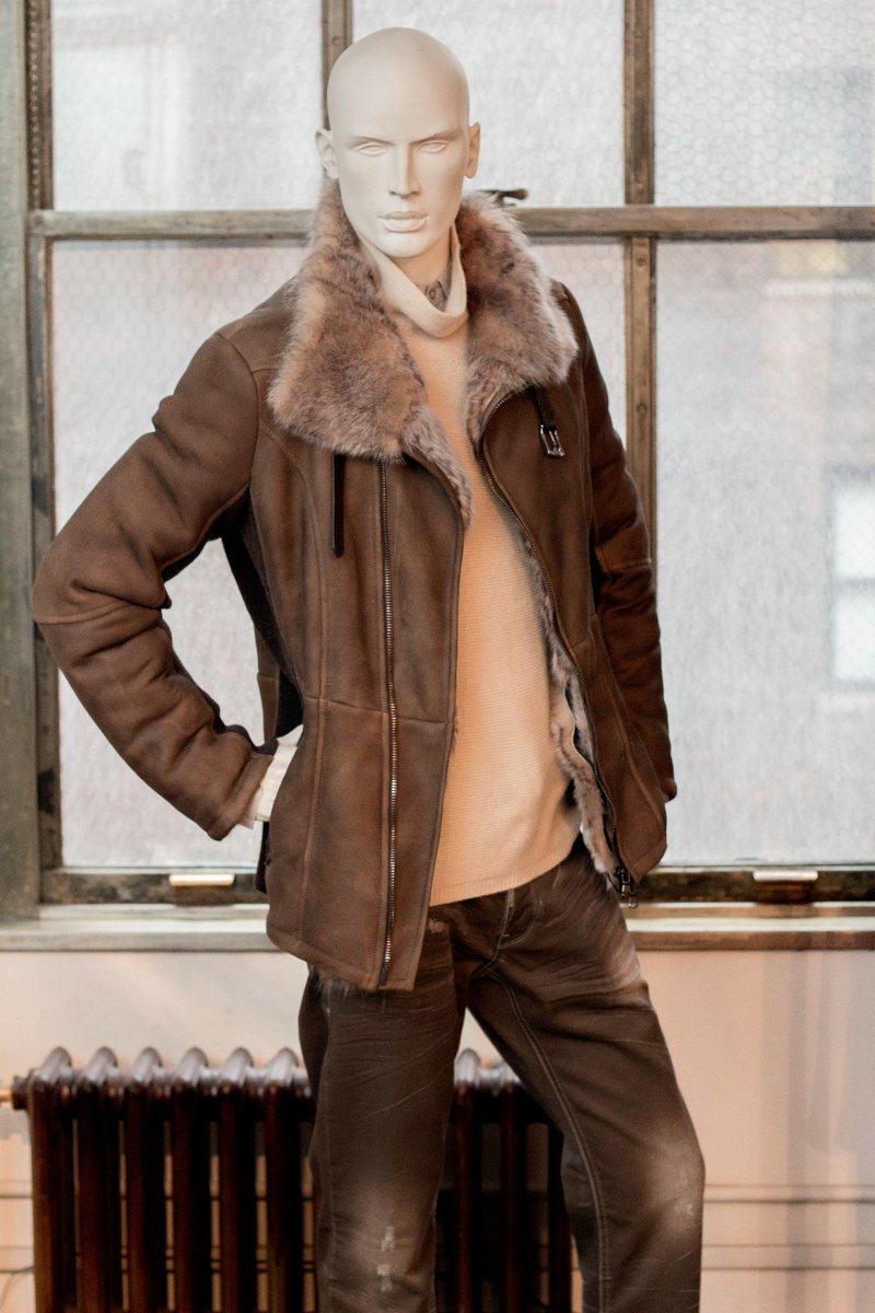 Robert_Comstock's tweet photo. #MensFashion http://t.co/ZWfb4QP3JE