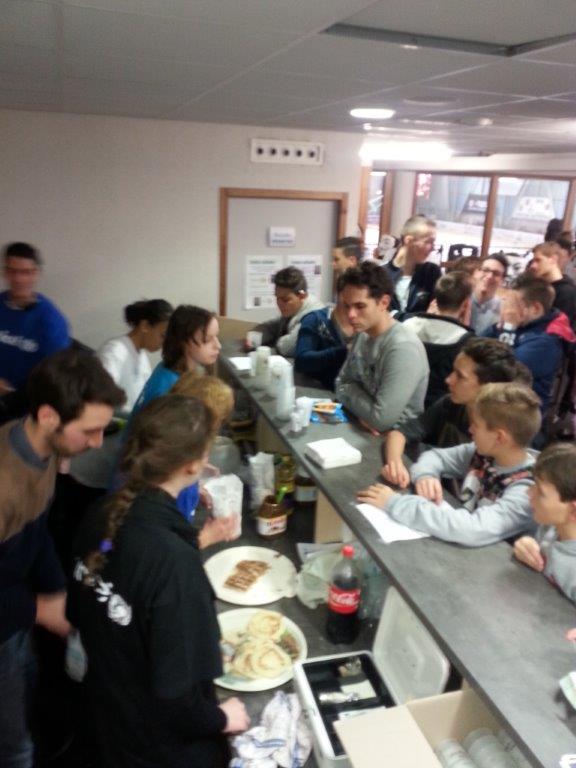 CDJ_Epinal's tweet image. Super soirée à la patinoire avec pour thème les supers héros pour l'@UNICEF !! :D