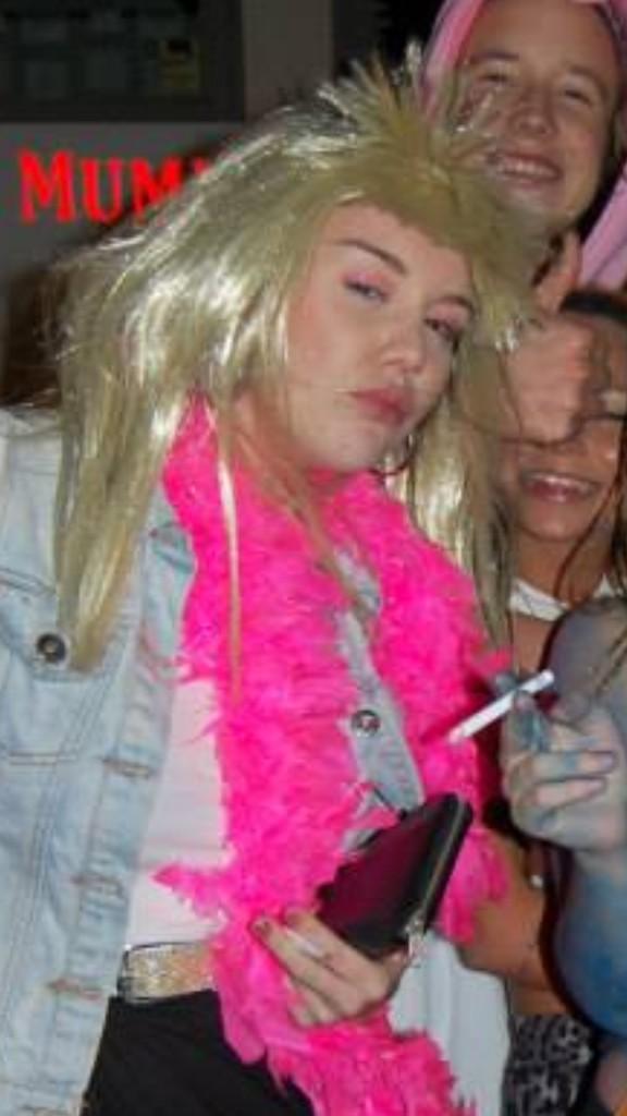 idaamoller's tweet photo. @hannaeib hade kul på studentfesten iallafall :) http://t.co/IKHzlFuMmH