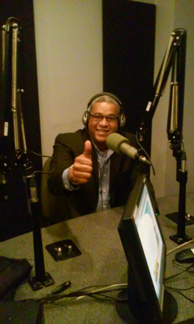 puntosdevista89's tweet image. Esta tarde hablando con el dr:carlos ovalle