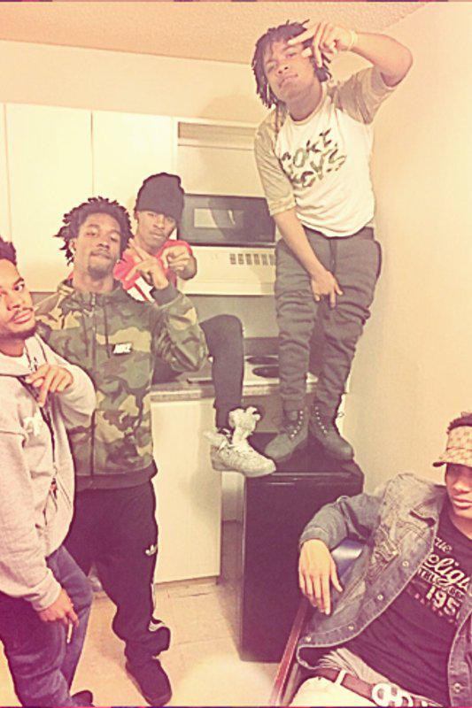 Finessin2_hard's tweet photo. #FFNOFENDI lil boy ! http://t.co/PWltdObl8d