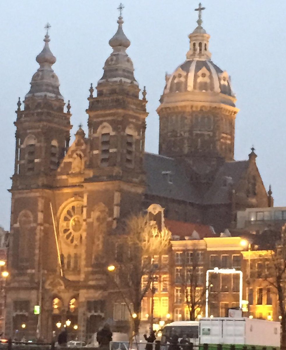 AmazonForestInc's tweet photo. Feeling the holiday's in Amsterdam!!! Excited to exhibit at HiNi Booth #F41 this week, December 2nd-4th!!! http://t.co/t9j48vIiT2