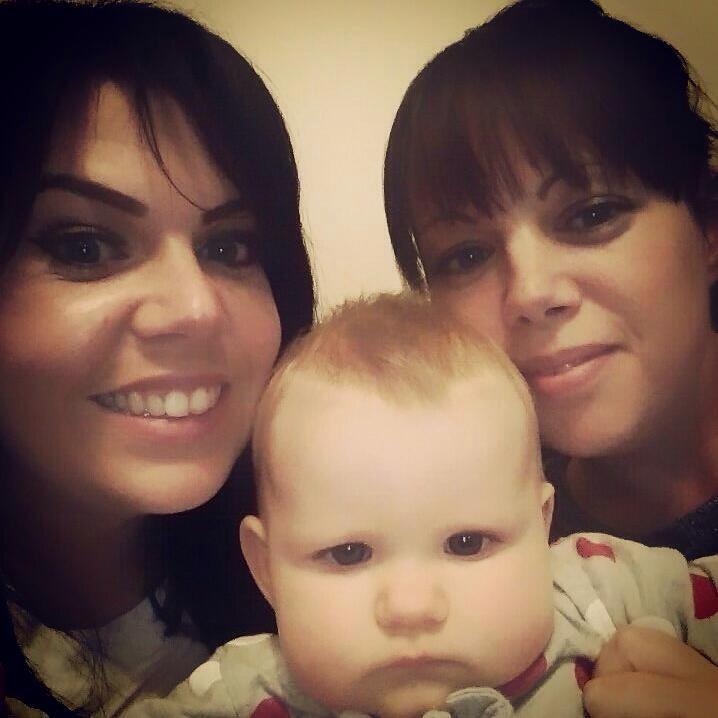 lisa_fordham's tweet photo. @muzza210 @Mrsmuz1 @MTanle  .. How alike are our god babies! Both looking slightly worried lol! X http://t.co/PbbtreJkek