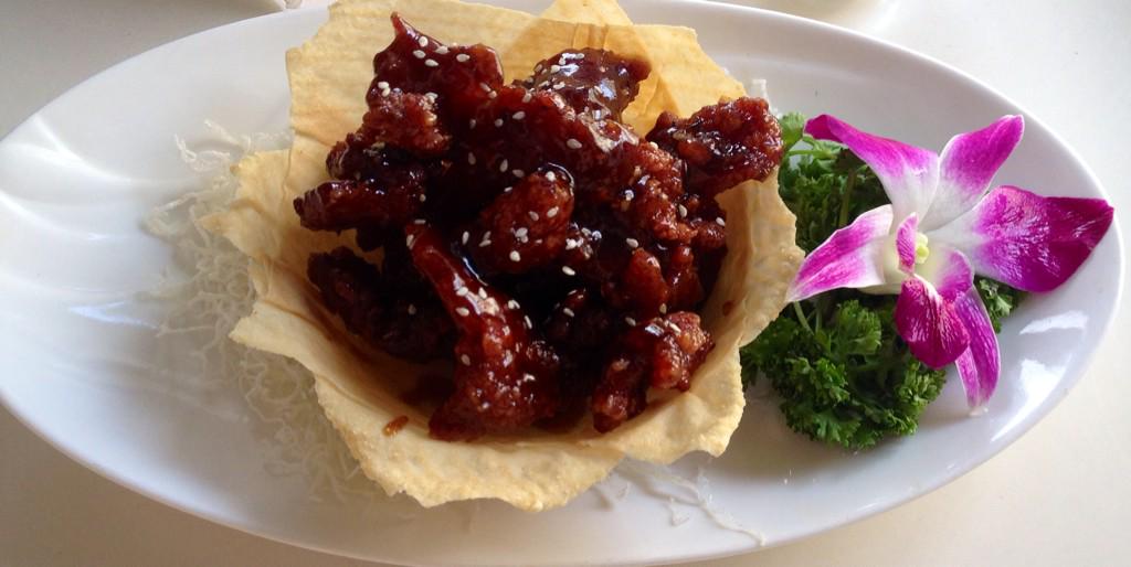 BoonTongKeePH's tweet photo. Imperial Pork Ribs! You'll feel like a king after tasting this dish! http://t.co/Acon36A0Xc
