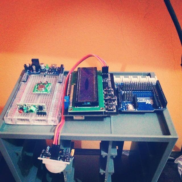 insta_arduino's tweet image. ift.tt/1zJIUX2 - My unfinished project #arduino #PIRsensor #RFtransmitter by b... ift.tt/12hFFfg