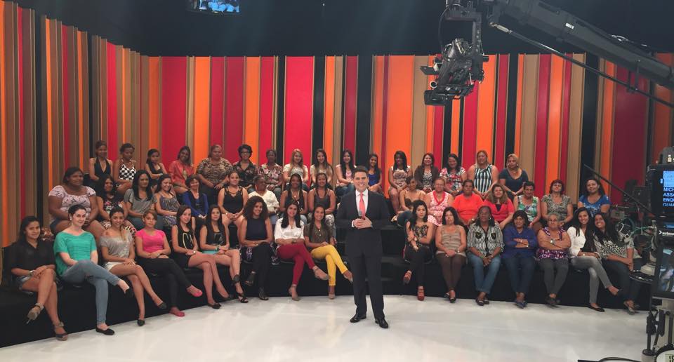 BacciAline's tweet photo. Platéia de hoje! http://t.co/SkiG6guzQd