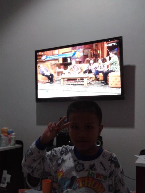 ana_deo's tweet photo. @netmediatama clue : VI #netmiliuner_3 orang jerman pinter ngomong batak nih http://t.co/WWlHRkghv2