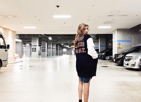 zakkinman's tweet photo. ❶ニューバランス いつか 欲しい。
社会人なってからかな〜。
❷ロングかわい〜。ほし〜。
❸このjouetieコーデかわいい！ http://t.co/HhtftpEjTw