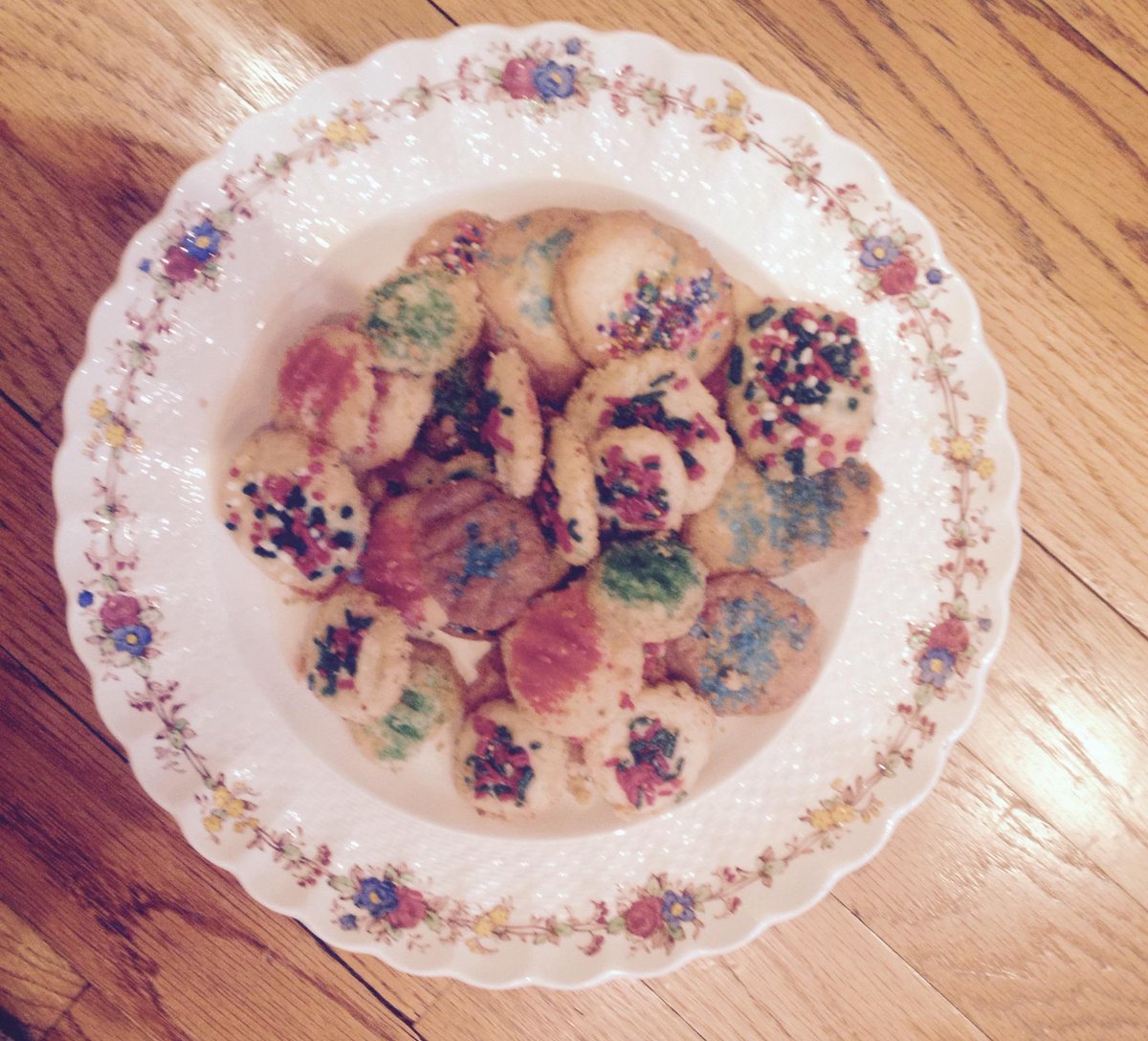 sallykoslow's tweet photo. If you bake cookies & leave out sugar is this God's way of telling you stick to writing? #notmartha http://t.co/ZVUSfbdPSy