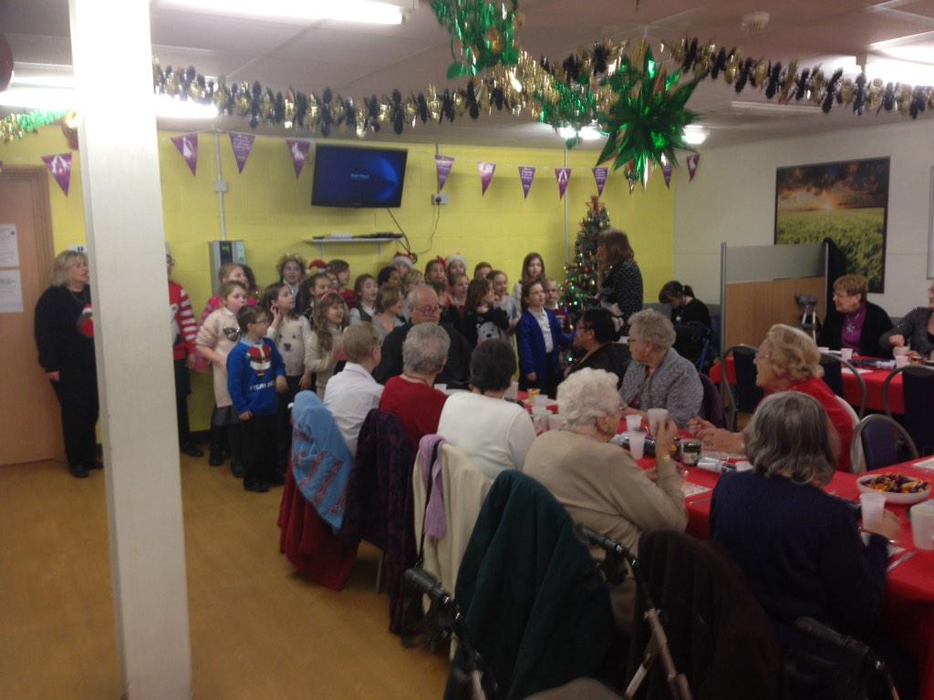 Local school children singing for our community Christmas dinner!! #festivefun #marksfarm <a href="/ssGroup23/">Tony Delay</a>
