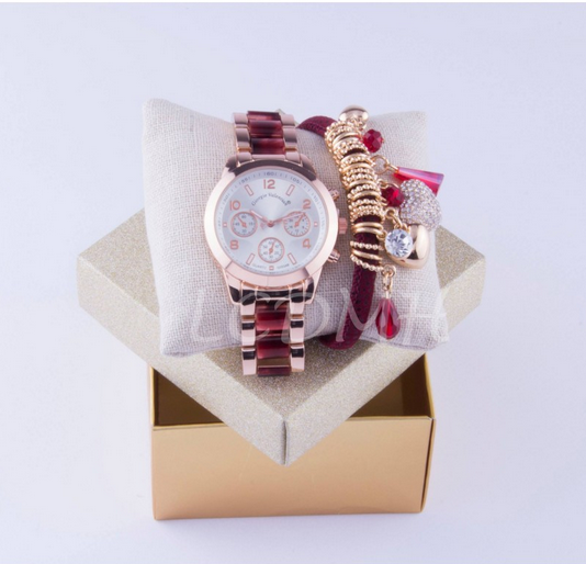 cullar_v's tweet photo. Reloj 20 €
Pulsera 10 € http://t.co/yTG2Y9UwUL
