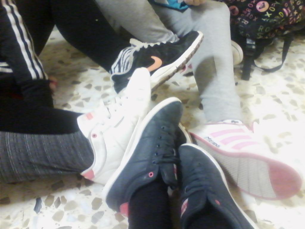 andrearodriguzz's tweet photo. Aqui de perroneo. http://t.co/xAMsX1pjZW
