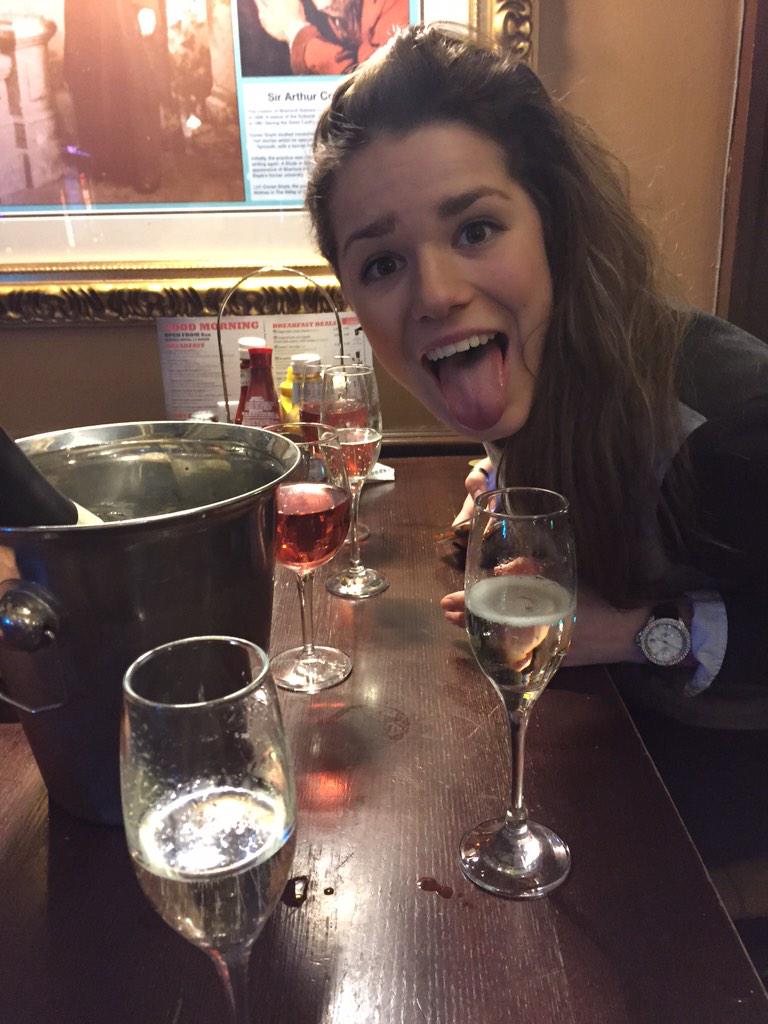 Mezzi_Jezzi's tweet photo. Yesterday in Edinburgh was just the best http://t.co/AQBBcZfd3K