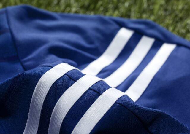 sportingprobris's tweet image. @chelseafc shirts proving to be a favourite this Christmas they're selling fast get yours instore or online today