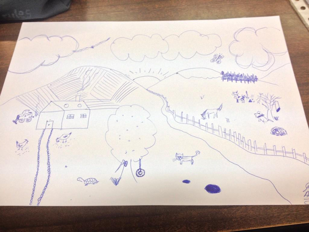 AliSolLuna's tweet photo. Esto es lo que hacen dos estudiantes de veterinaria aburridos en clase @gonzasarsuaga http://t.co/6BQmtAvdp9