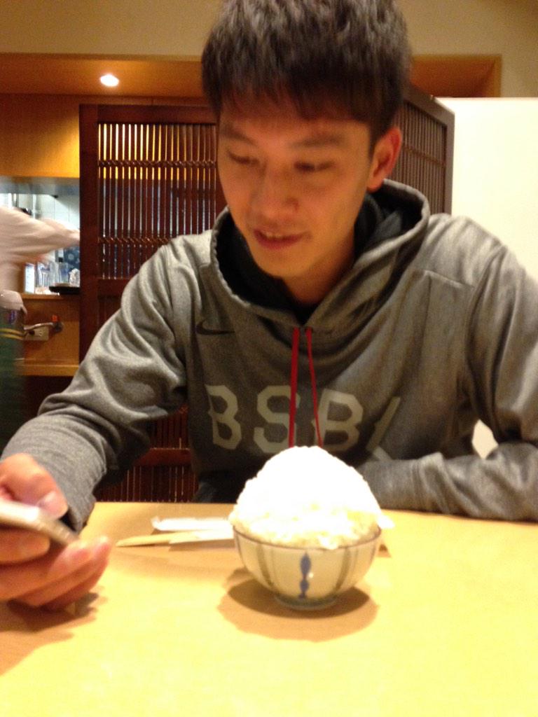 ozekick's tweet photo. 自主トレ順調に進んでます^_^
23日は、違う岩嵜選手が観れると思います❗️お待ちしております😊 http://t.co/ZowltgjiYT