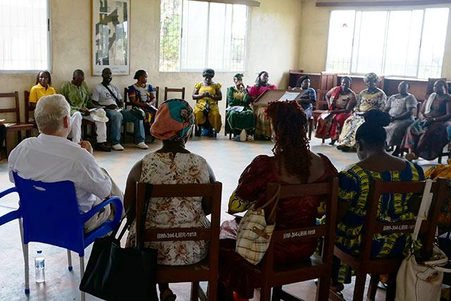 FAOemergencies's tweet photo. Ebola: prevention and preparedness to reduce risks in Côte d’Ivoire http://t.co/qWmMNUZ3Am #EbolaResponse http://t.co/BZUC4dEE8C