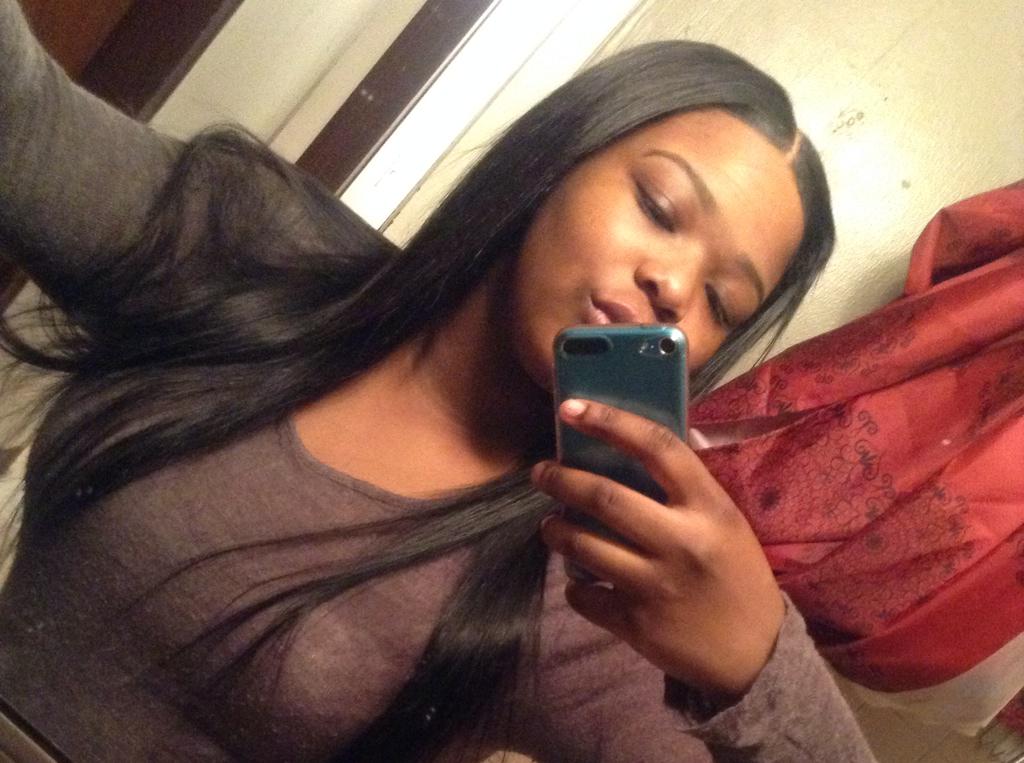 Branditaughtya's tweet image. What now BITCHES 😋💆💅 ..I'm back #tianafied 👑 #princessextentions #laid