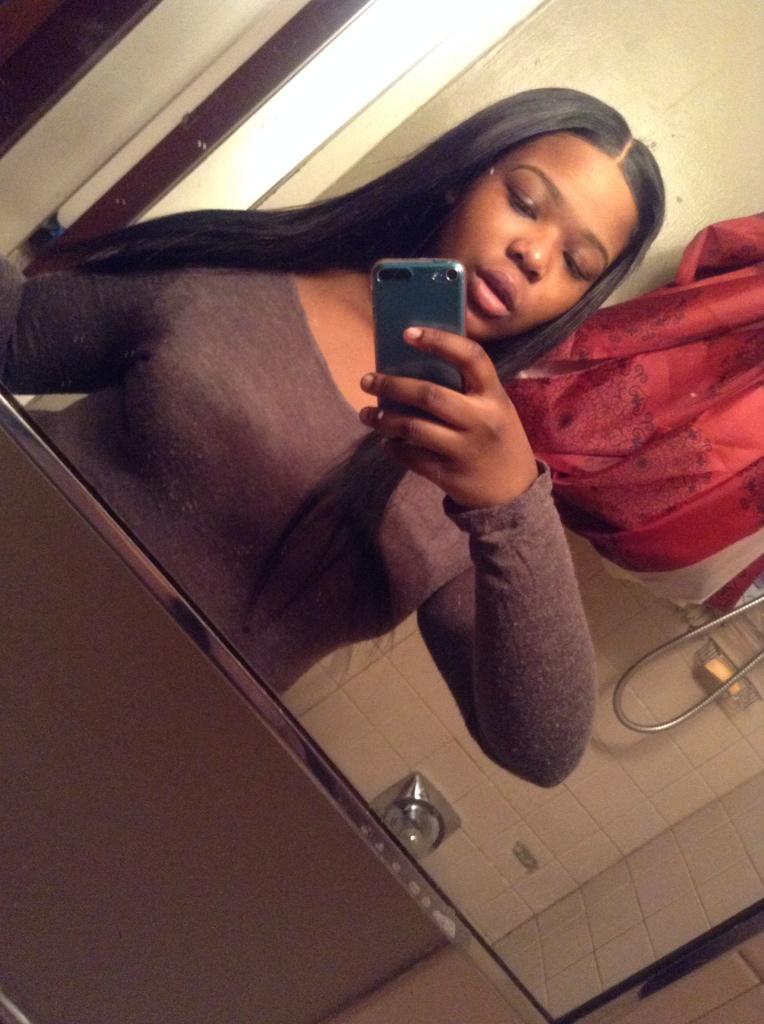 Branditaughtya's tweet image. What now BITCHES 😋💆💅 ..I'm back #tianafied 👑 #princessextentions #laid